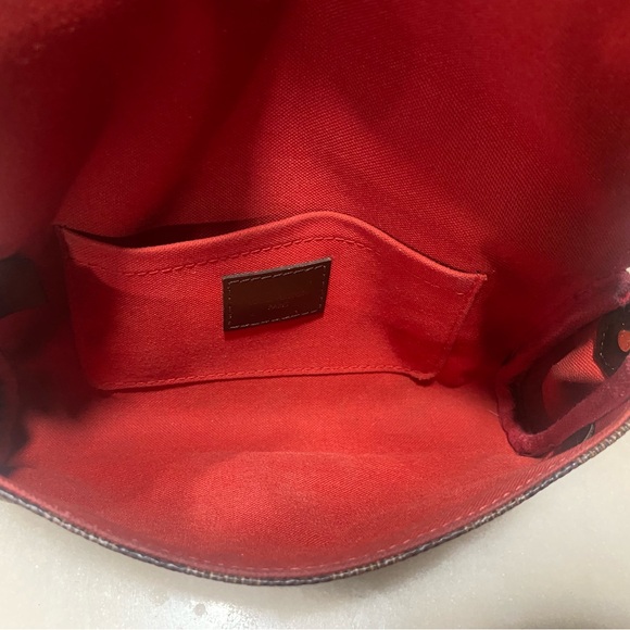 Authentic Louis Vuitton Favorite PM Damier Ebene Crossbody Purse - Picture 6 of 13